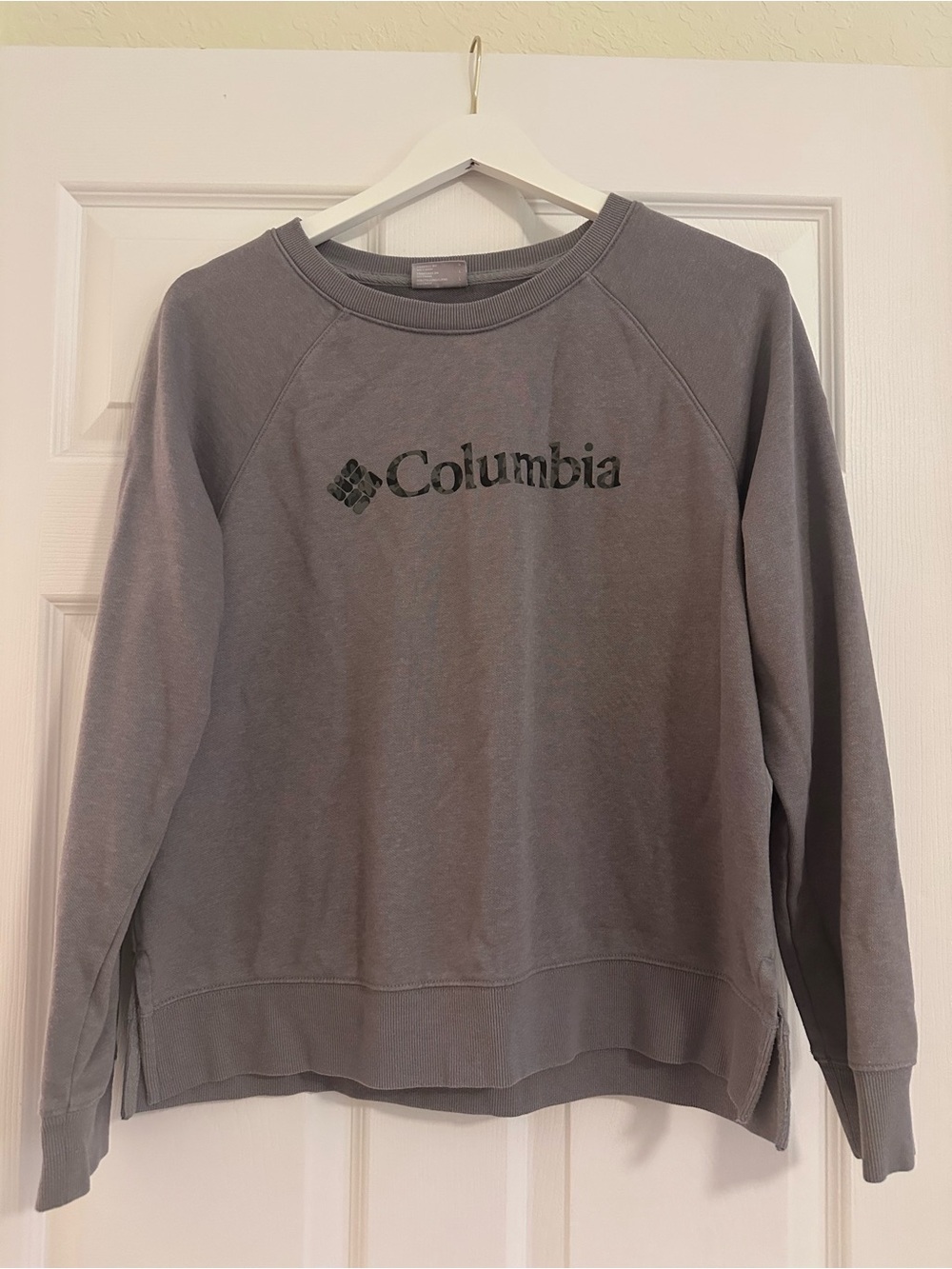 Columbia Gray Crewneck Sweatshirt
